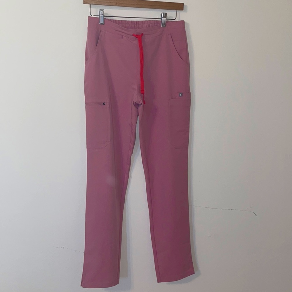 figs Chalk pink pants